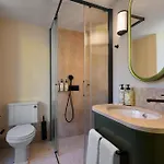 Duo Lisbon, Curio Collection By Hilton 4*