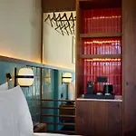 Duo Lisbon, Curio Collection By Hilton Ξενοδοχείο Lisboa