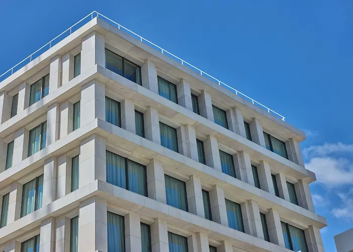 Duo Lisbon, Curio Collection By Hilton 4*