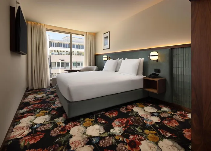 Hotel Duo Lisbon, Curio Collection By Hilton