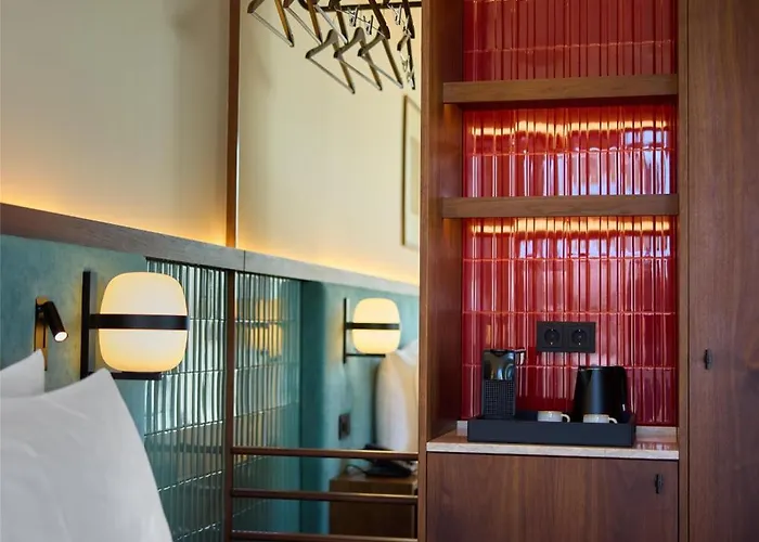 Duo Lisbon, Curio Collection By Hilton Hotel Lisboa