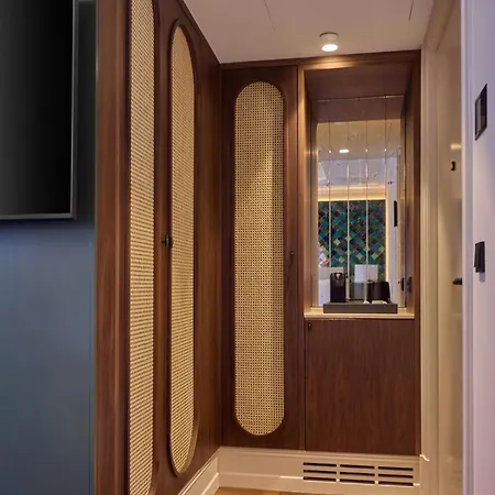 Duo Lisbon, Curio Collection By Hilton Лиссабон