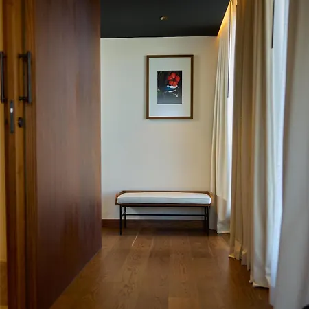 מלון Duo Lisbon, Curio Collection By Hilton