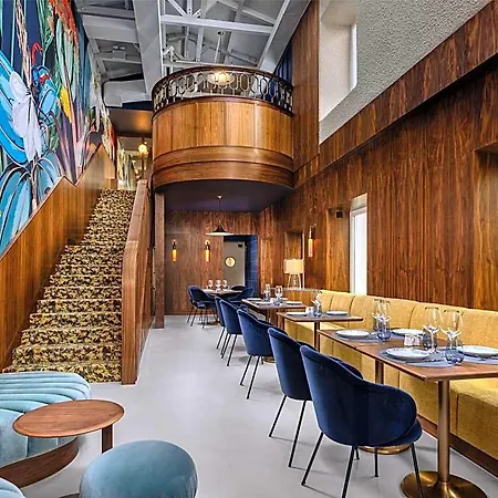 Duo Lisbon, Curio Collection By Hilton Hotel 4*