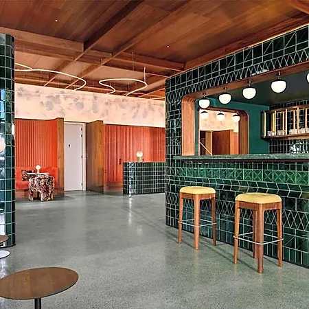 Hotel Duo Lisbon, Curio Collection By Hilton 4*