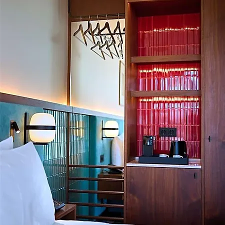 Duo Lisbon, Curio Collection By Hilton Hotel 4*