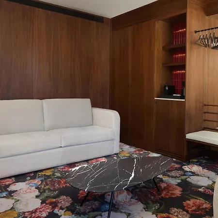 Duo Lisbon, Curio Collection By Hilton Ξενοδοχείο