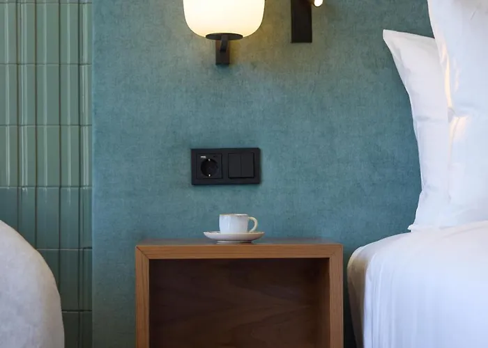 Duo Lisbon, Curio Collection By Hilton ליסבון
