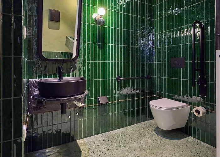 Duo Lisbon, Curio Collection By Hilton ליסבון