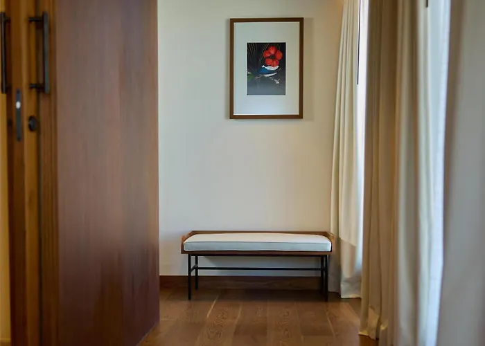 מלון Duo Lisbon, Curio Collection By Hilton