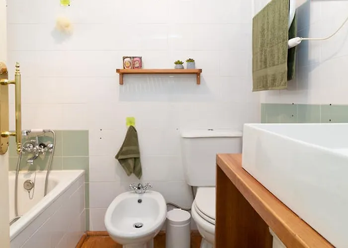 מלון Duo Lisbon, Curio Collection By Hilton 4*