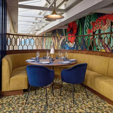 Duo Lisbon, Curio Collection By Hilton Hotel