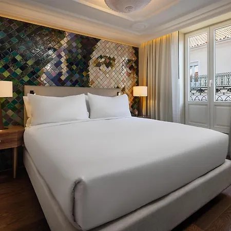 酒店 Duo Lisbon, Curio Collection By Hilton 4*