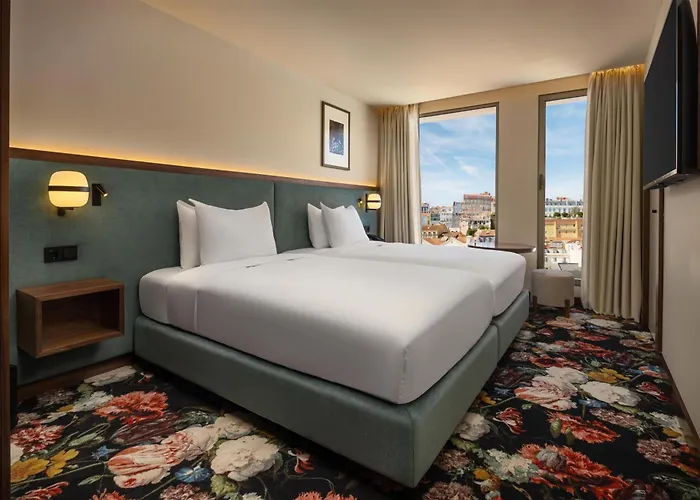 Duo Lisbon, Curio Collection By Hilton