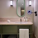 Hotel Duo Lisbon, Curio Collection By Hilton Lisboa